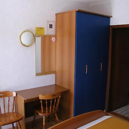 Guest house In With Balcony, Air Conditioning, Wi-fi Vodice